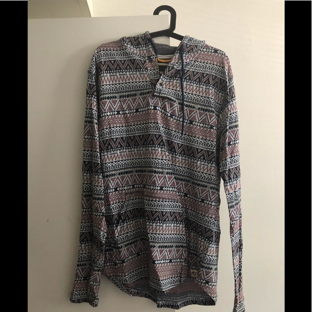 men’s long sleeve hooded shirt